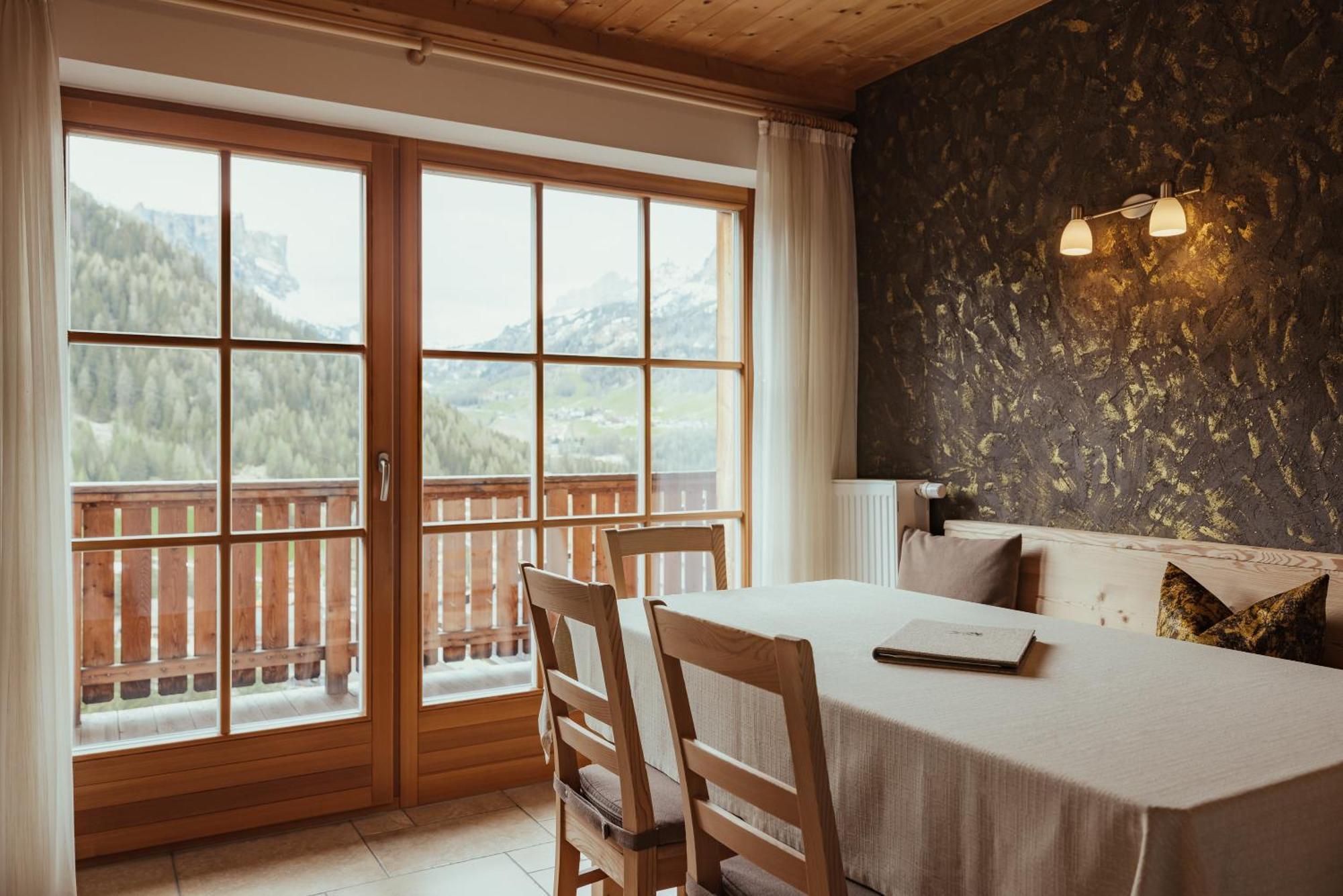 Refugium Laflu Apartments Корвара-ін-Бадія Екстер'єр фото