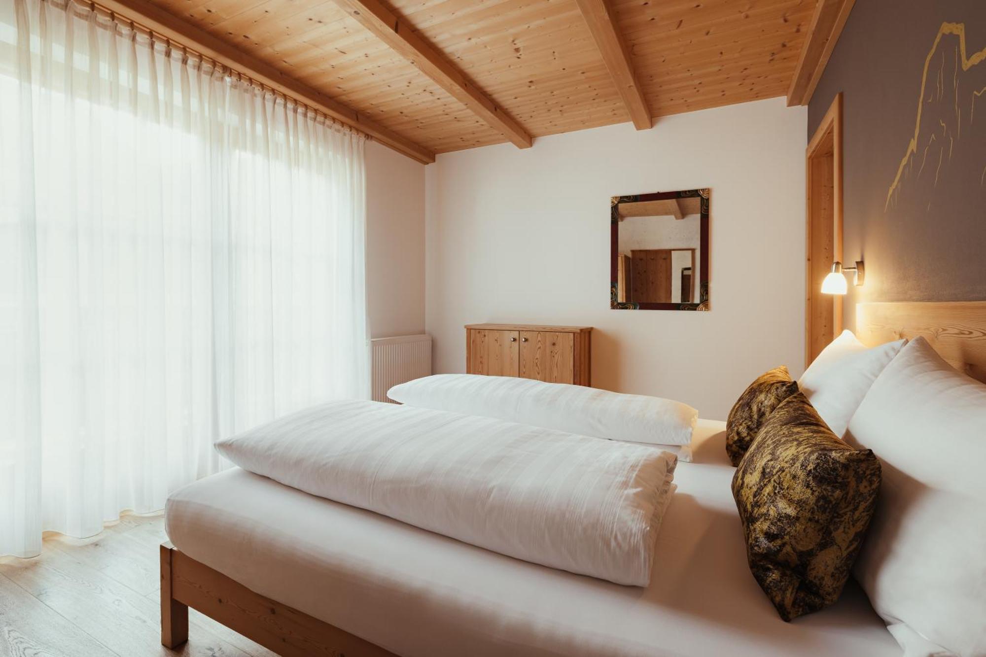Refugium Laflu Apartments Корвара-ін-Бадія Екстер'єр фото
